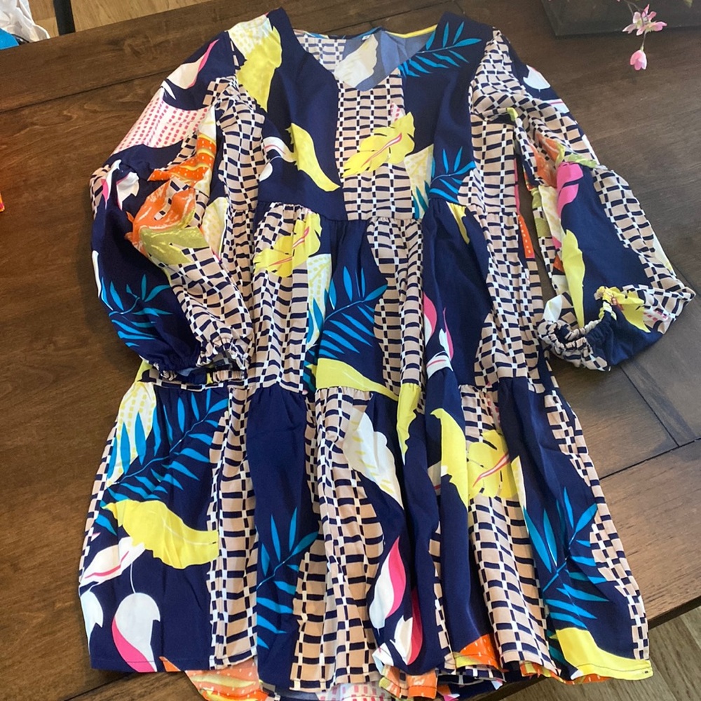 Bell Sleeve Tropical Print Dress- Small